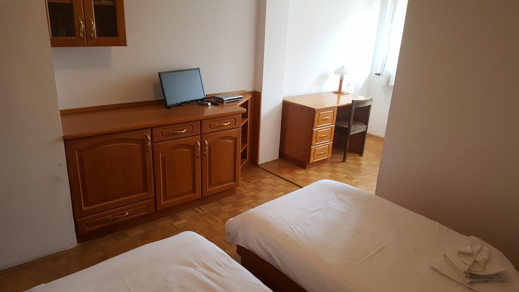Marincic Inn Skocjan  Exteriör bild